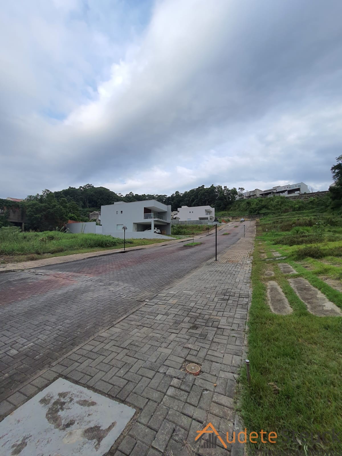 TERRENO ALTO PADRÃO — foto 6