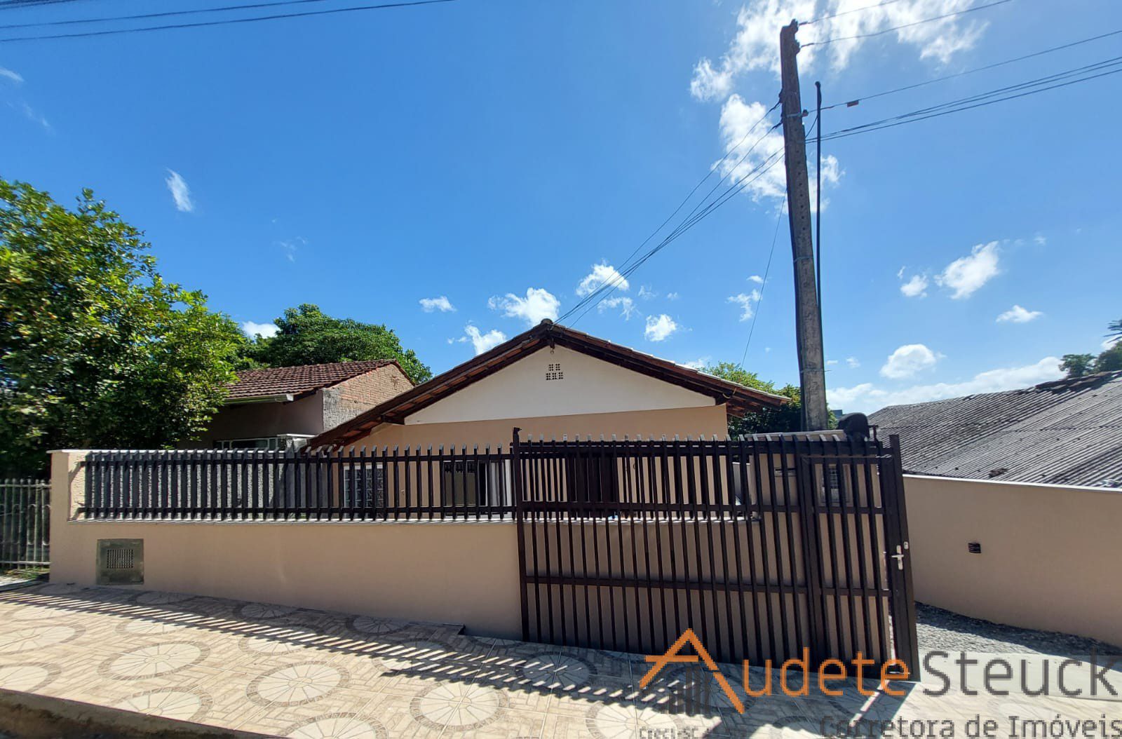 Casa à Venda no Bairro Passo Manso - foto 1
