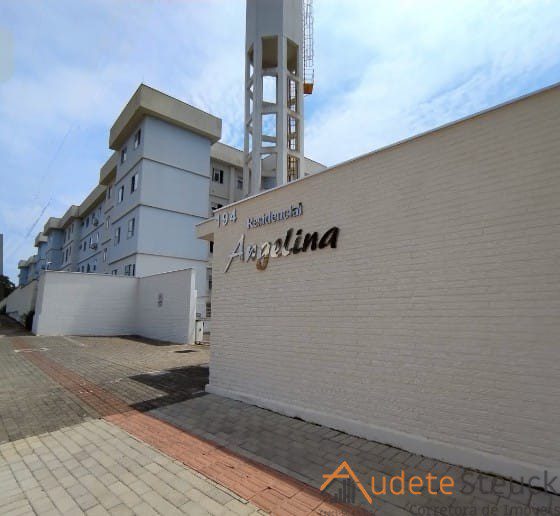 Apartamento no Bairro Água Verde — foto 2