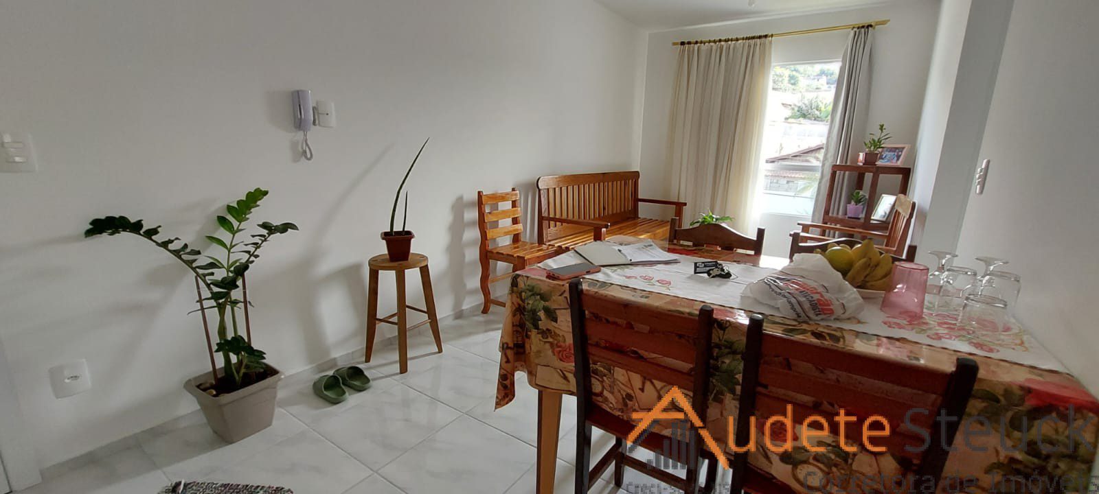 Apartamento no Bairro Água Verde — foto 6