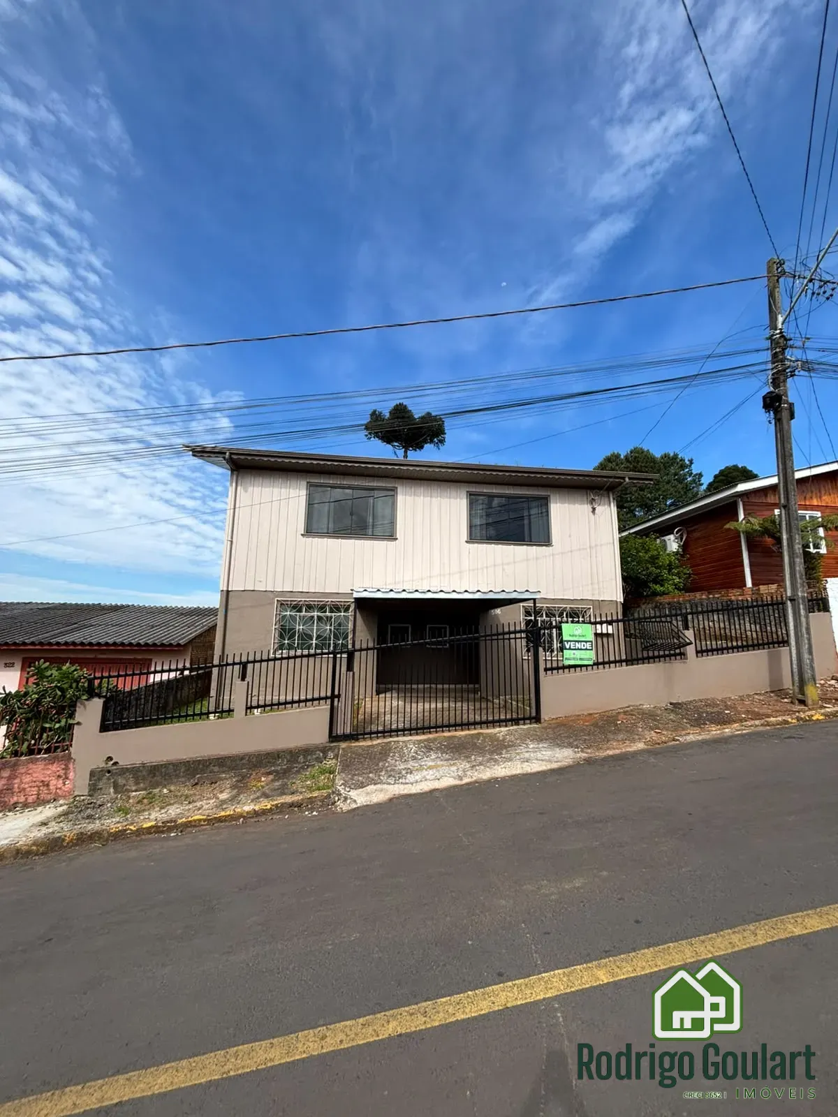 CASA À VENDA