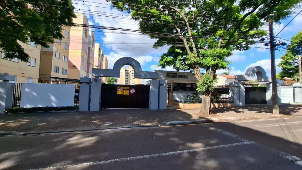 Apartamento com 3 quartos no Residencial Clara Nunes Maringá - PR.