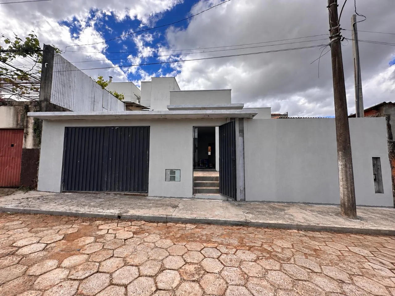  CASA À VENDA – BAIRRO VELHO