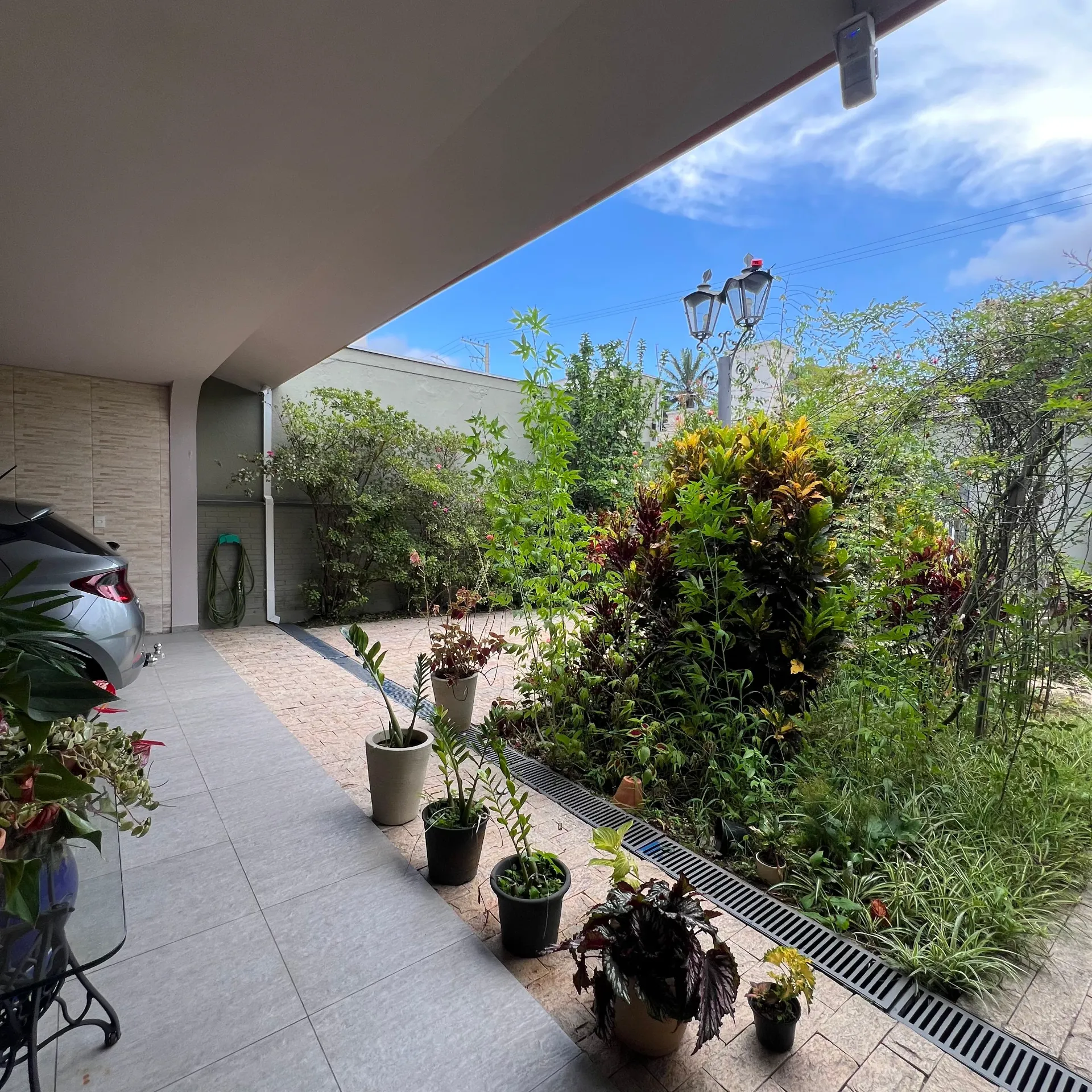 Bonita casa Térrea na Vila Oliveira, com 3 quartos e edícula