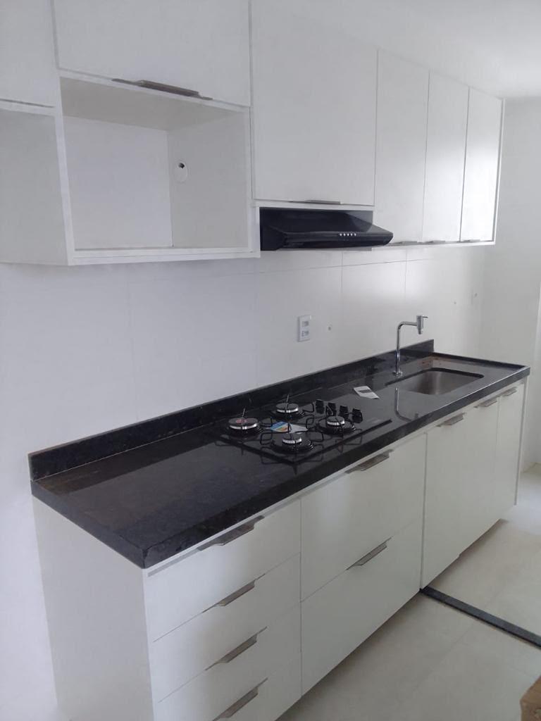 Apartamento de 2 quartos Av. Principal Bom Retiro